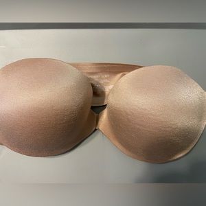 Victorias Secret Strapless Bra Nude Color - Front Closure